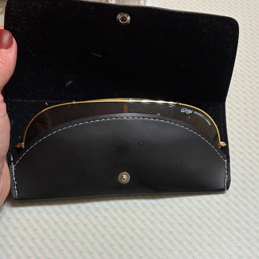 Ray-Ban Gold Frame Sunglasses with Brown Lenses - Picture 3 of 5